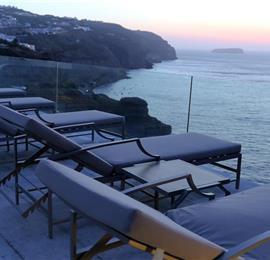 7 bed villa with pool near Akrotiri, Santorini, sleeps 14